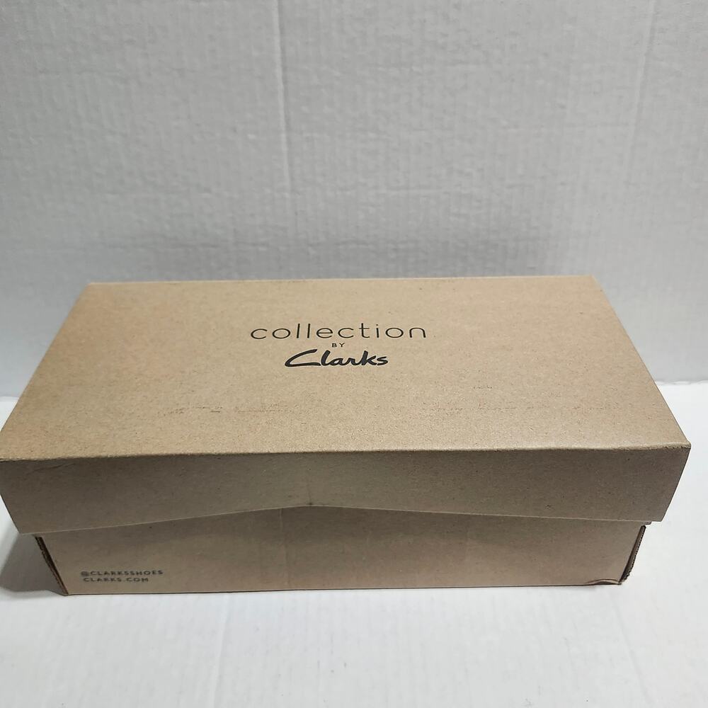 Clarks Sara Poppy Womens 7.5 M Leopard Cheetah Suede Loafers 26156746 Box